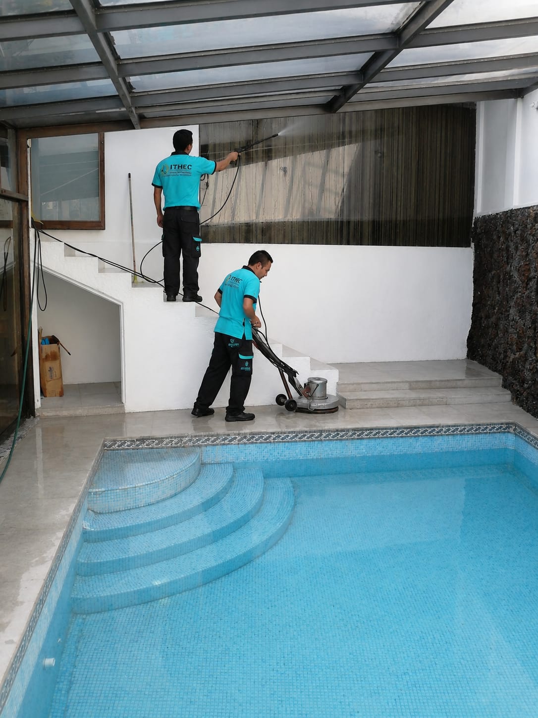 Limpieza profesional en inmueble